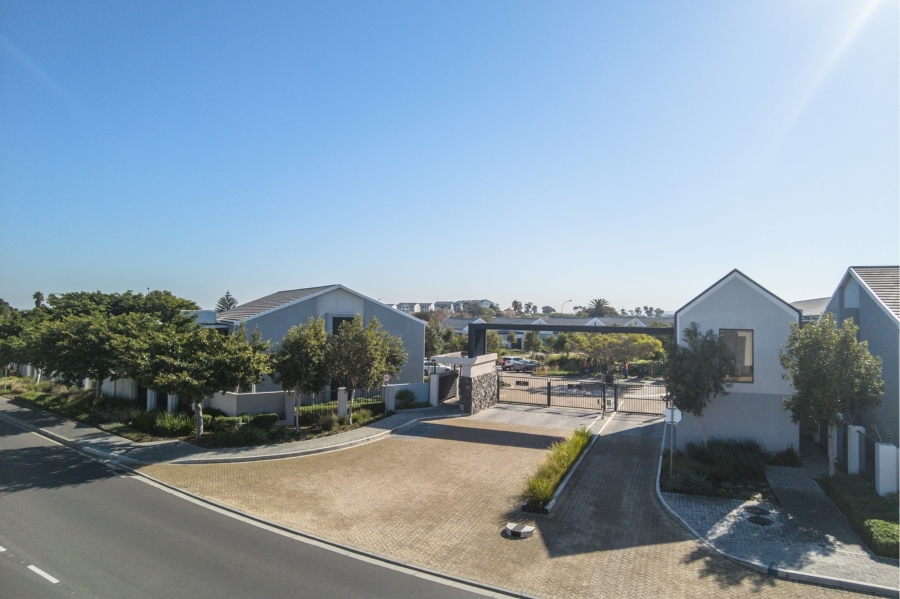 2 Bedroom Property for Sale in Burgundy Estate Western Cape